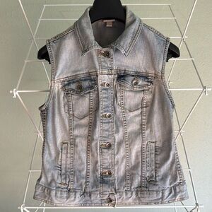 WOMANS SHORT SLEEVE MERONA JEAN JACKET 🧥 SIZE S/P (C4)